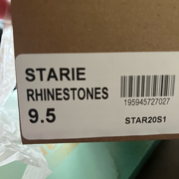 New Steve Madden Women's Slide Sandal - Picture 2 of 5